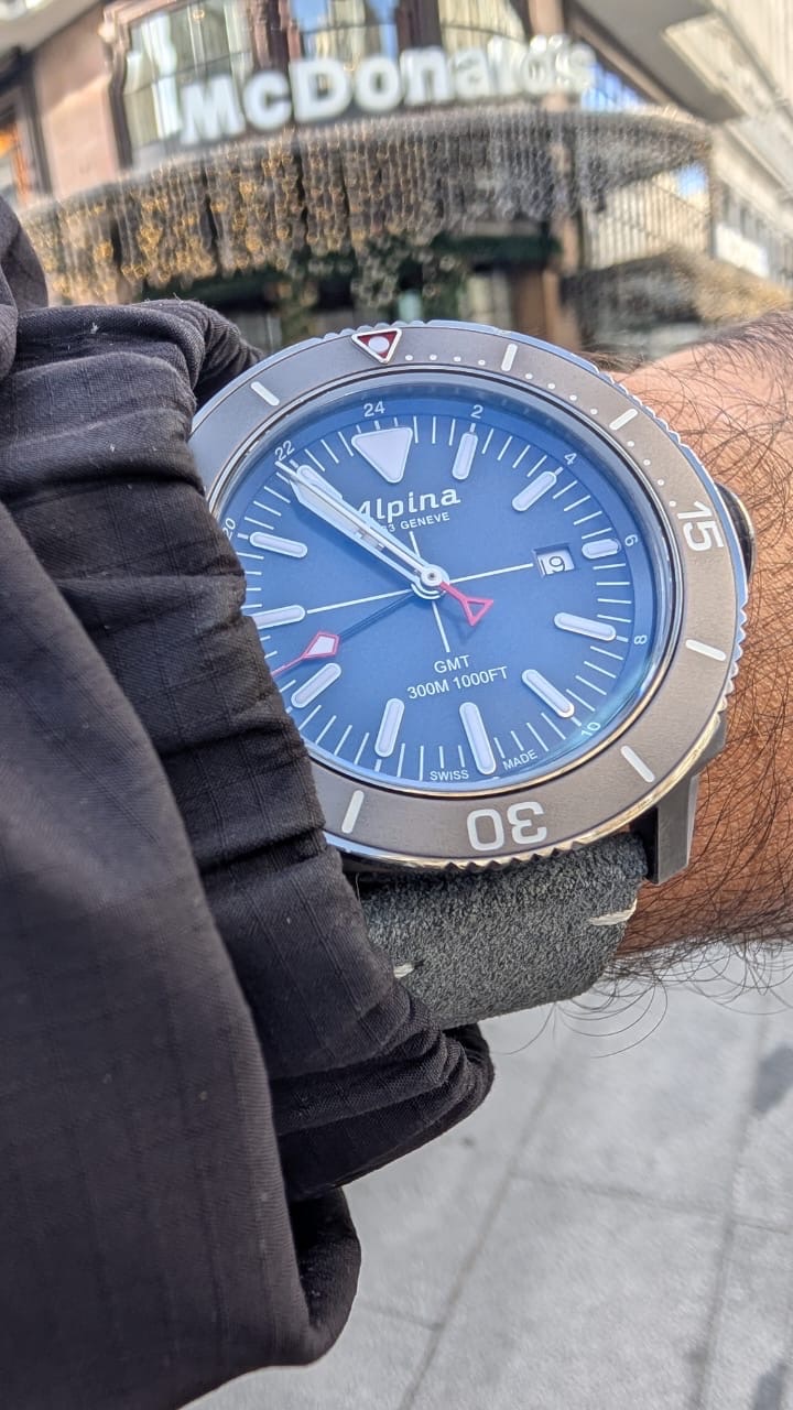 BissetDuany suede strap full view