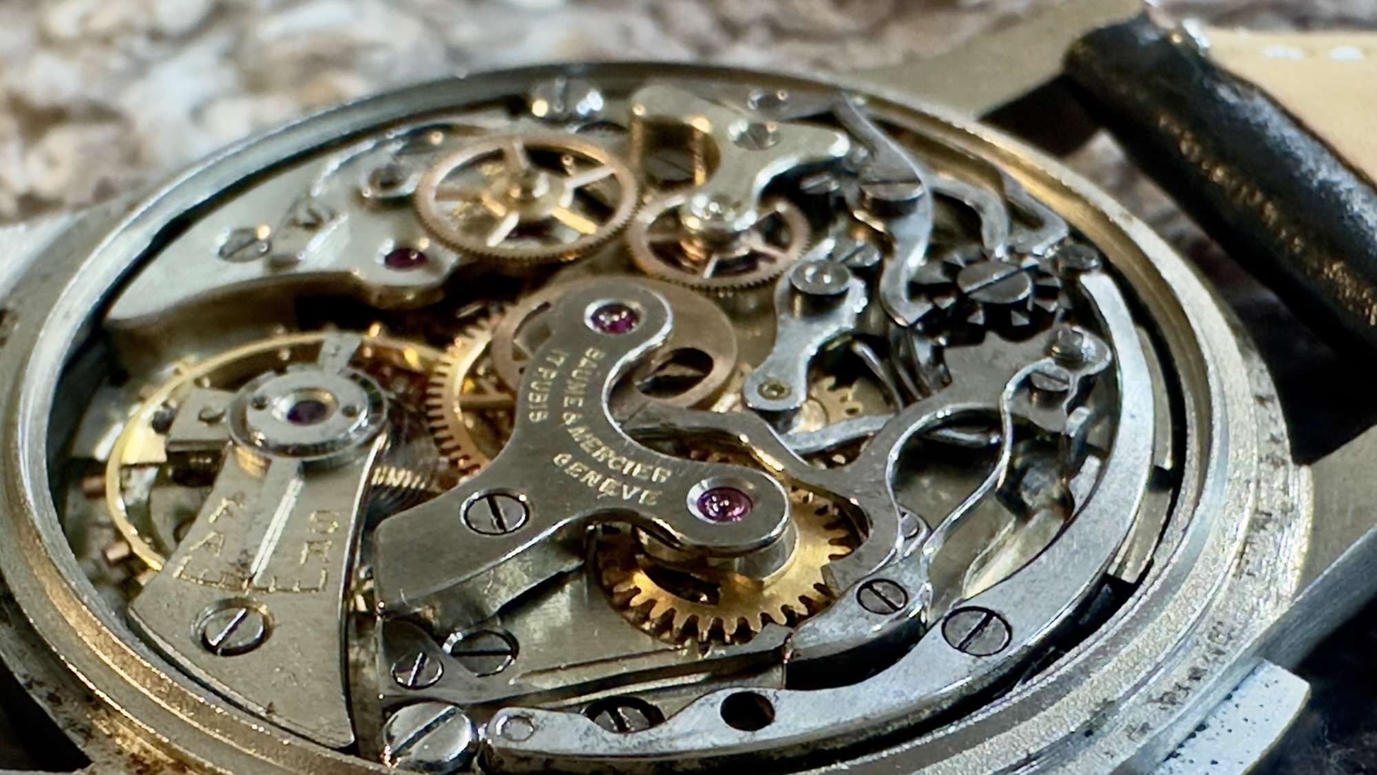 Baume & Mercier Genève · Triple Calendar Chronograph · Valjoux 72C · Circa 1950s - Image 4